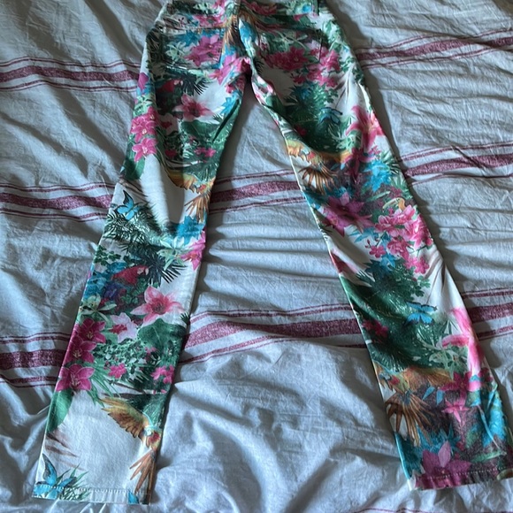 Amy & Ivy tropical pants - Picture 2 of 6